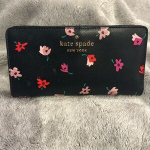 Kate Spade bi-fold wallet
